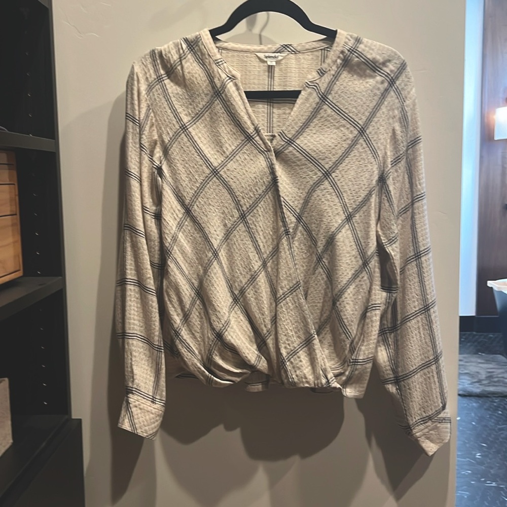 Splendid XS drapey top
